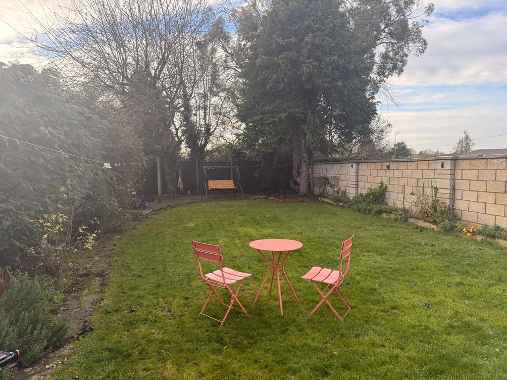 Property photo 3 of 23