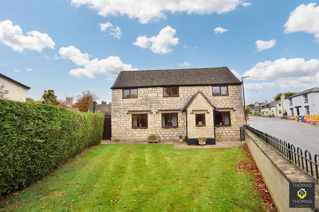 Property photo 2 of 14 Dsc_0448 (1).Jpg