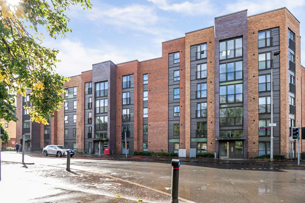 Property photo 1 of 26