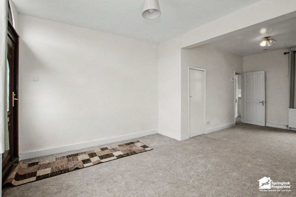 Property photo 3 of 17 Image 3