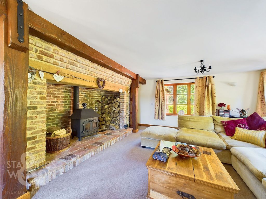 Property photo 2 of 47