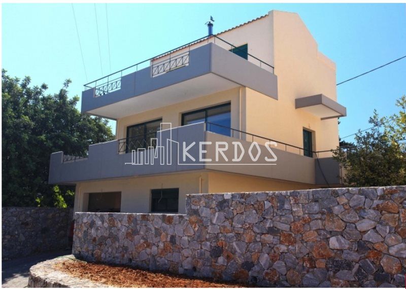 Property photo 1 of 15 Maisonette, 150 Sq, For Sale