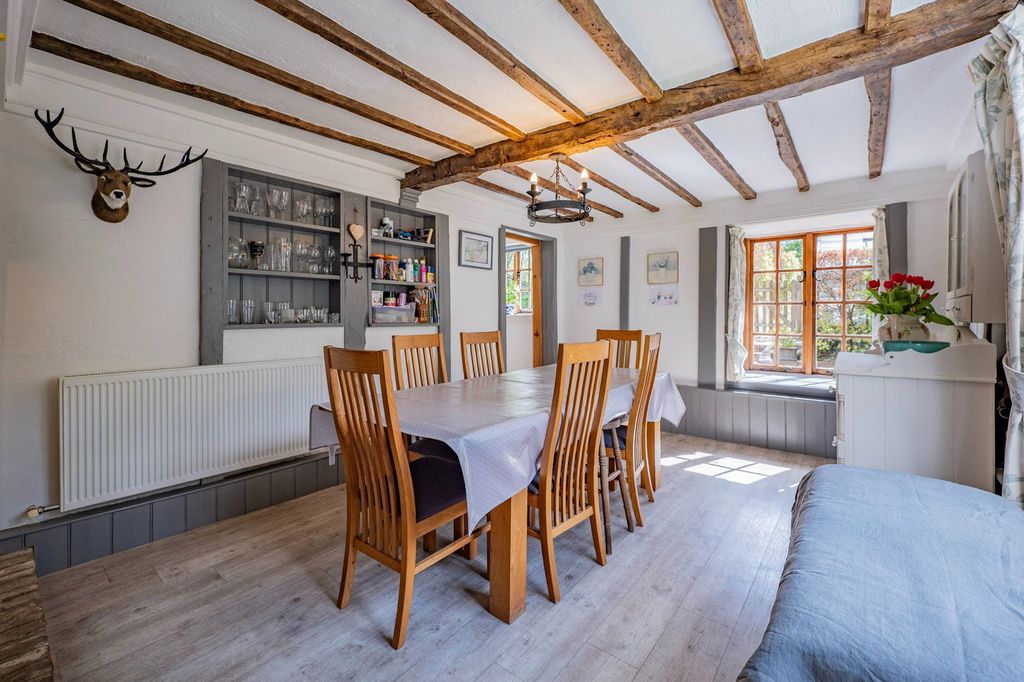 Property photo 3 of 18