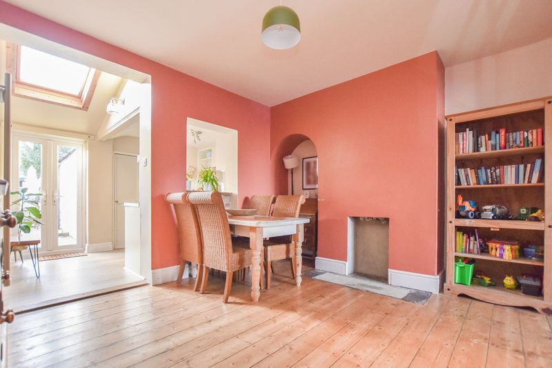 Property photo 3 of 21 Photo 1