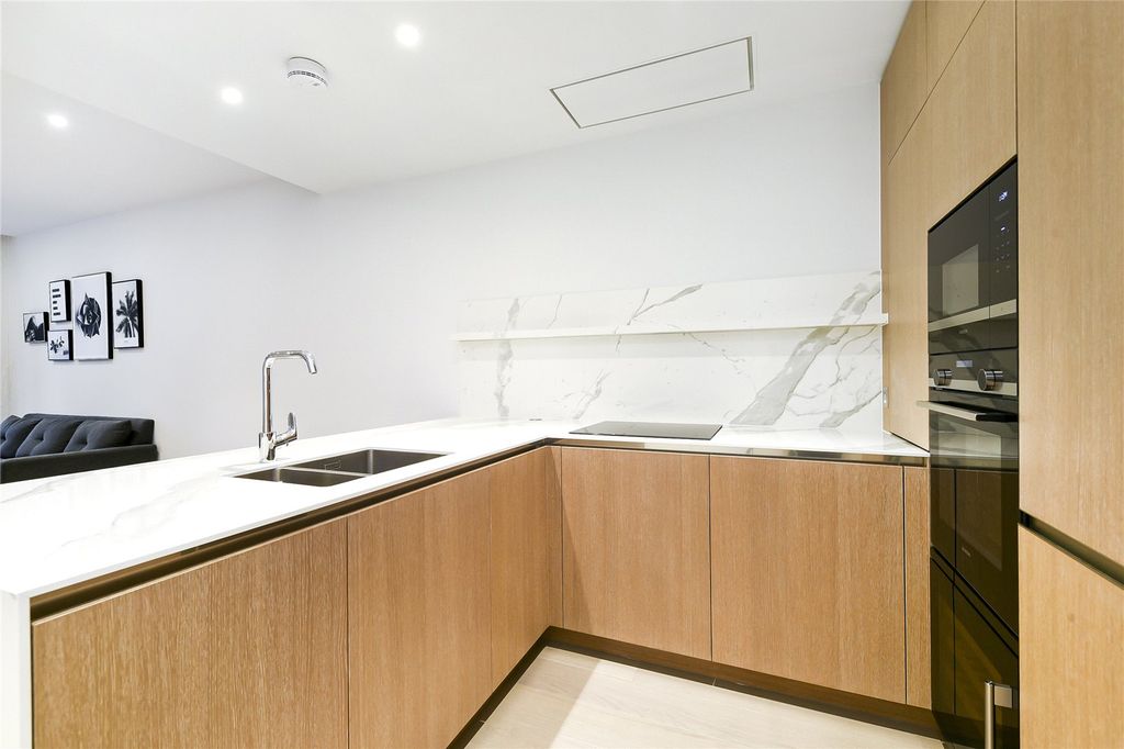 Property photo 1 of 15 Picture No. 17