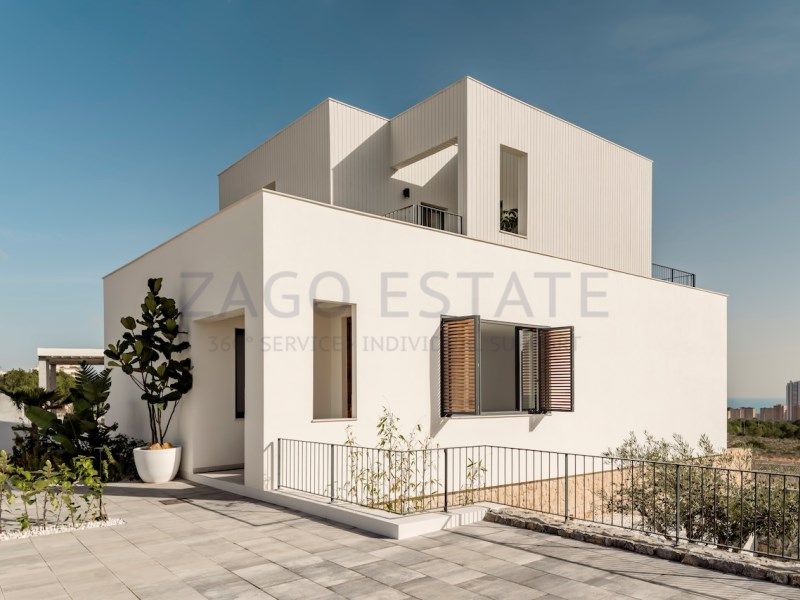 Property photo 3 of 25