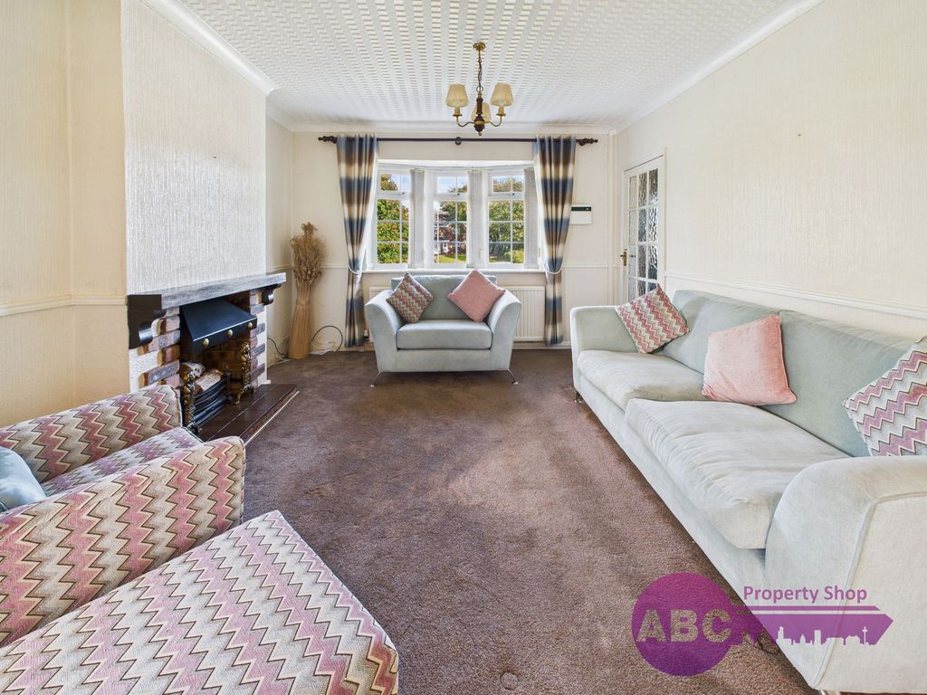 Property photo 3 of 27