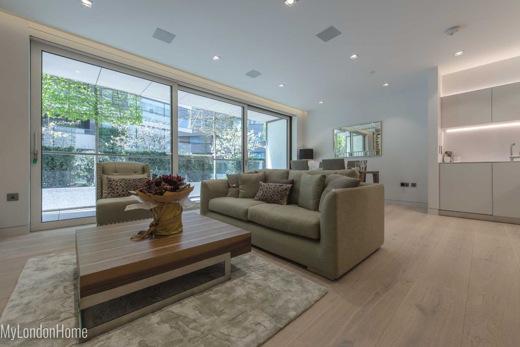 Property photo 1 of 13 Reception Room