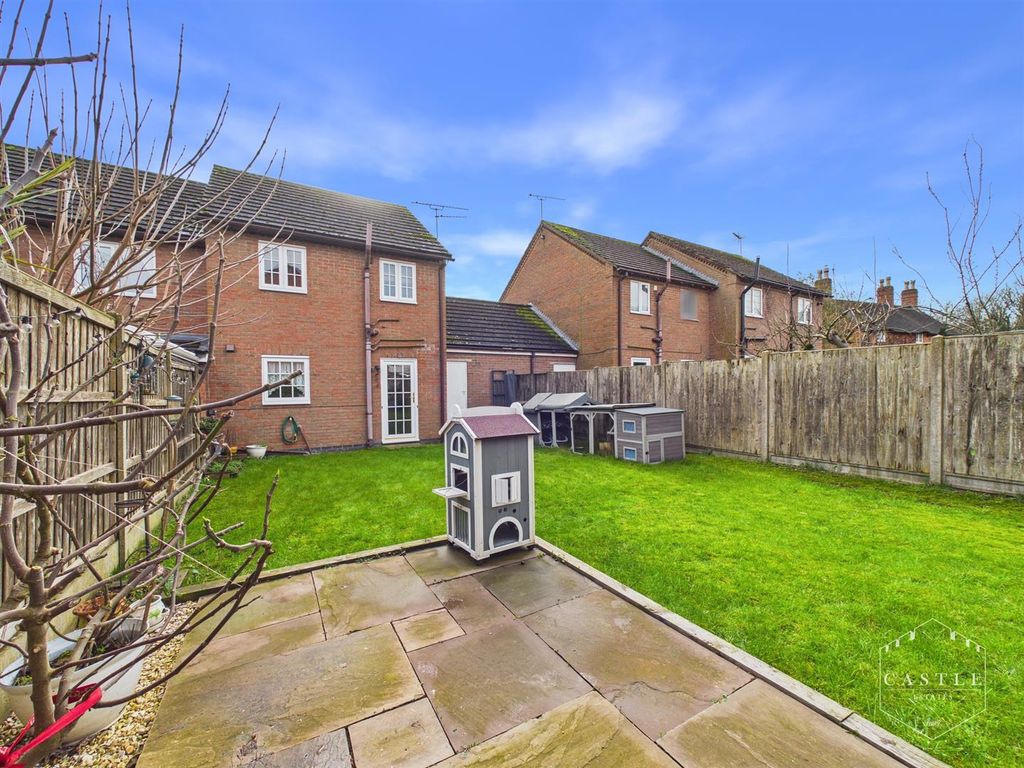 Property photo 2 of 16 Outside