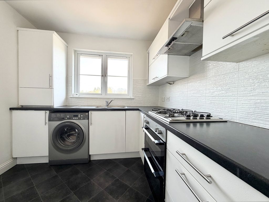 Additional image 8 of 2 bed flat for saleMckenna Avenue, Stoneywood, Denny FK6