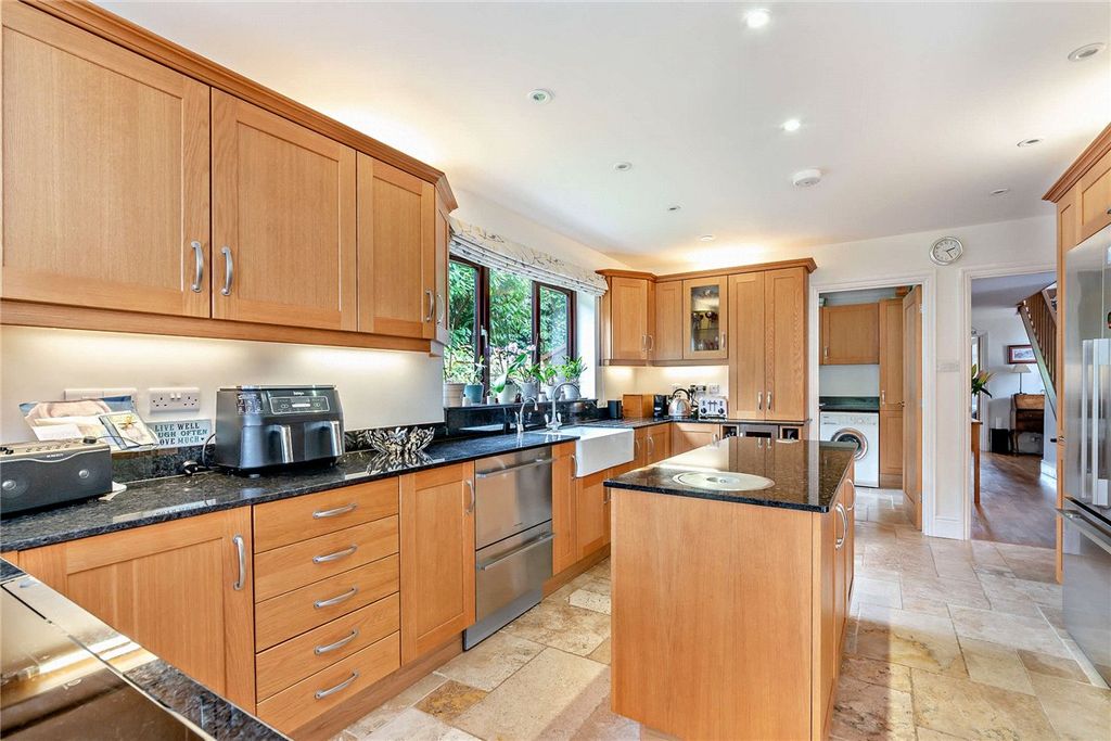 Property photo 3 of 20 Picture No. 22