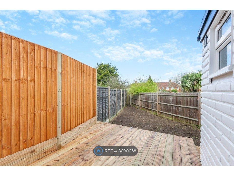 Property photo 3 of 23
