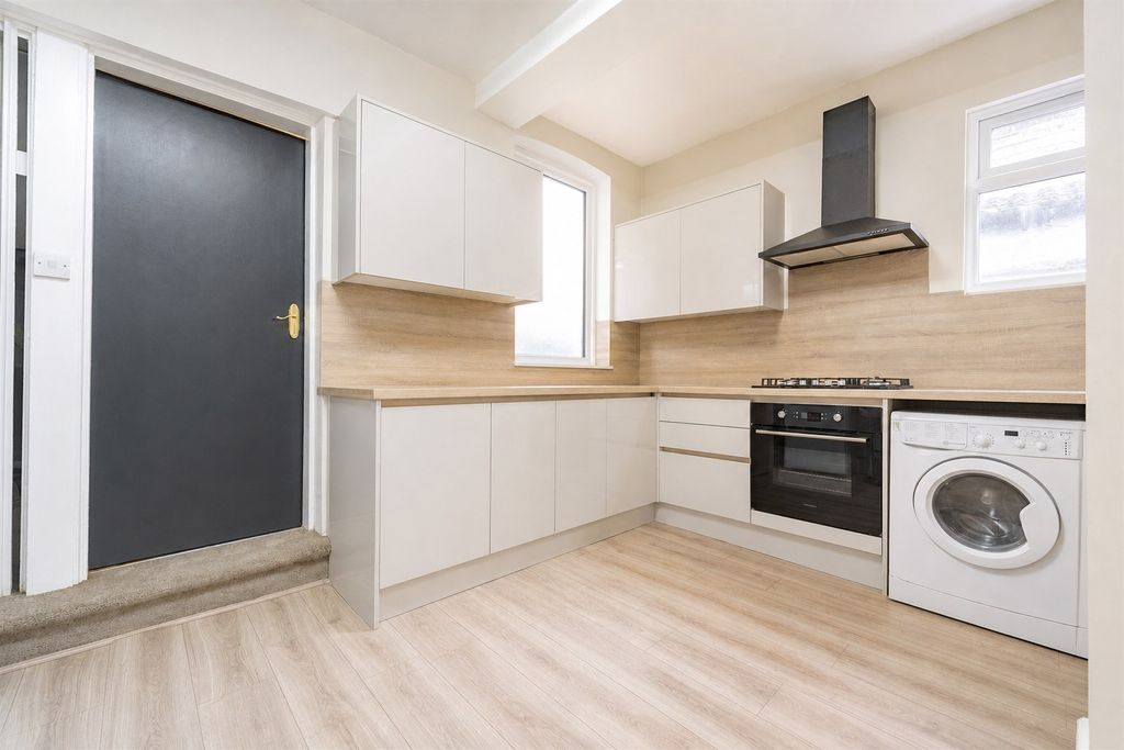 Property photo 2 of 22 Fas08124.Jpg