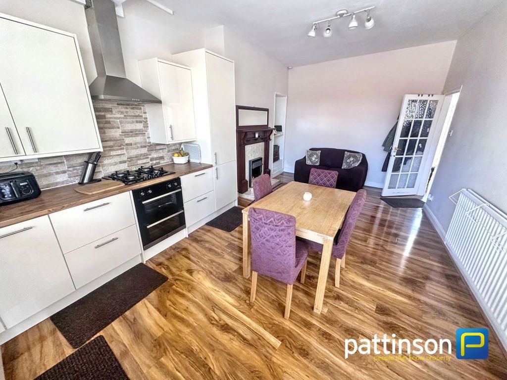 Property photo 3 of 13