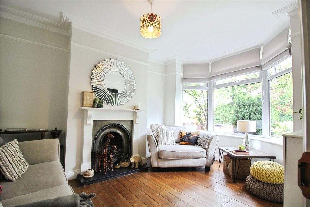 Property photo 2 of 17 Picture No. 01