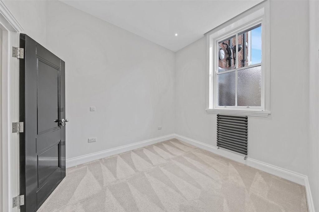 Property photo 3 of 32 Bedroom One