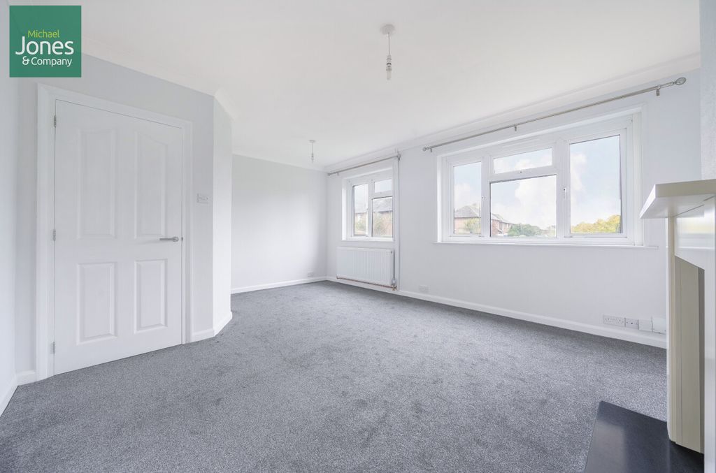 Property photo 3 of 10 Lounge/ Diner