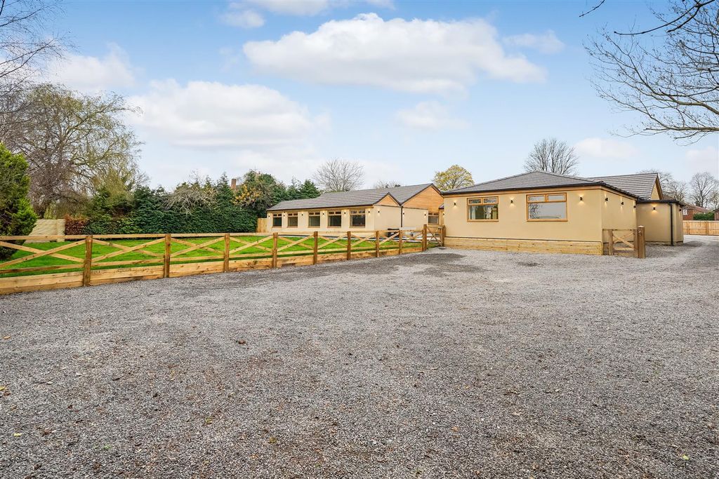 Property photo 1 of 36 Externally