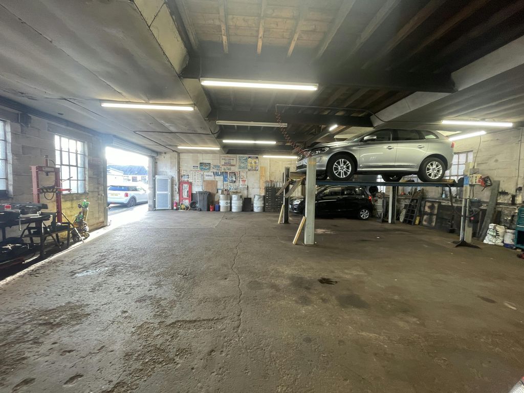 Property photo 3 of 6 Img_2772.Jpg