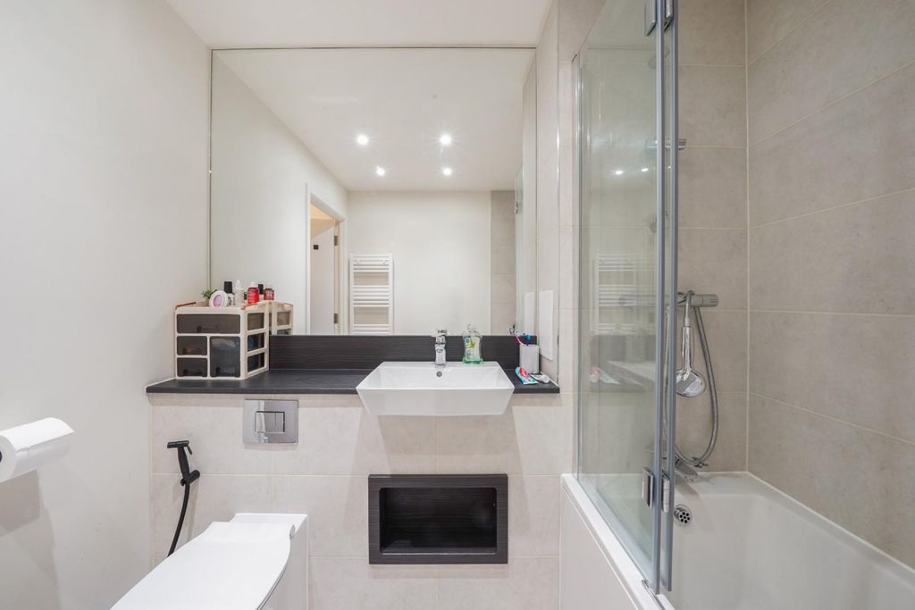 Property photo 3 of 9 Flat 32, Archer Apartments - Havtve9Ib1Evkq5Zcsgc.