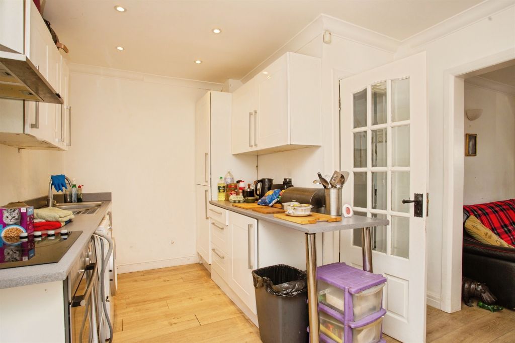 Property photo 3 of 14