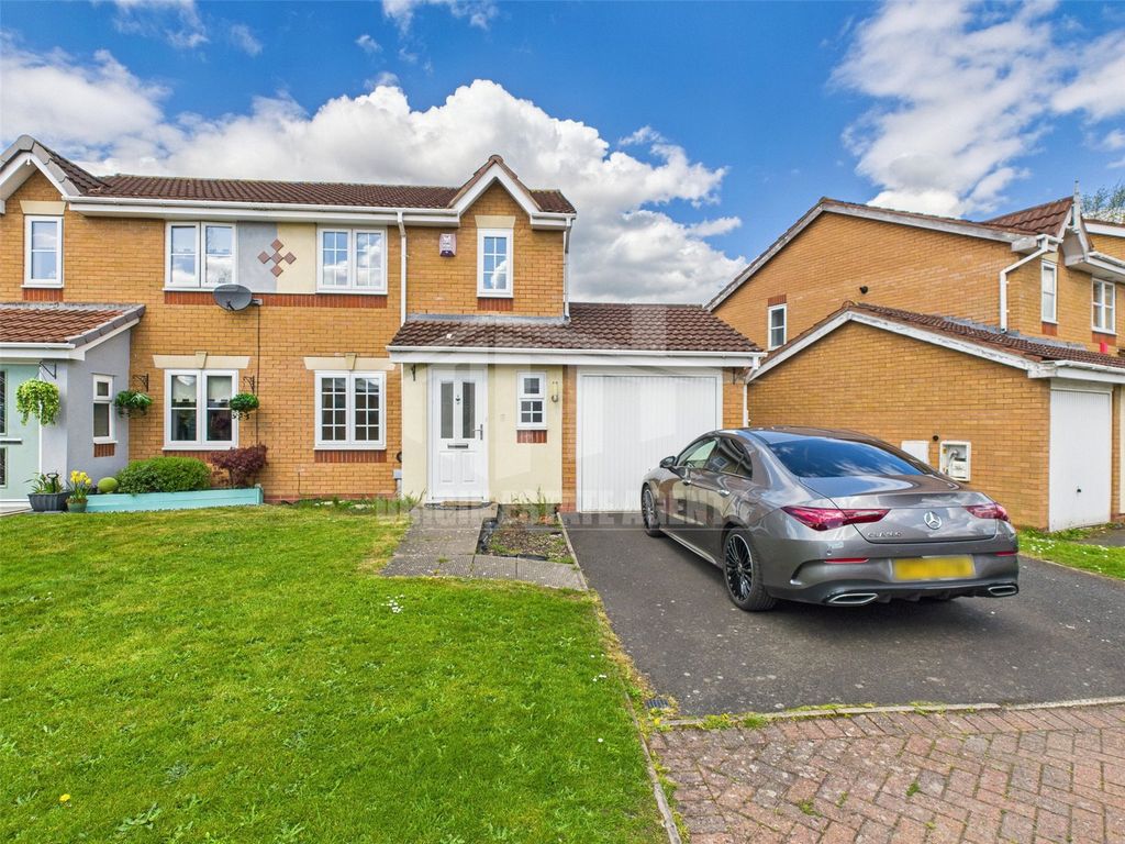 Property photo 1 of 17 Picture No. 02