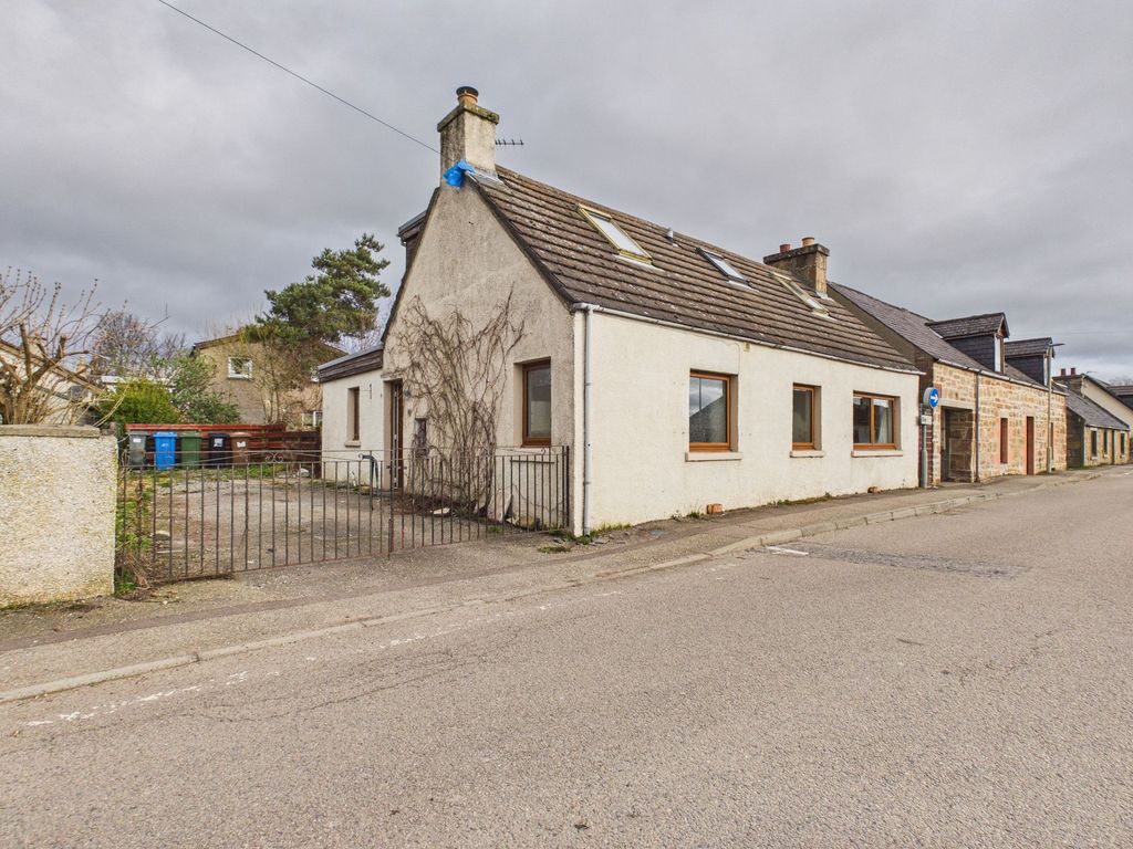 Property photo 1 of 36