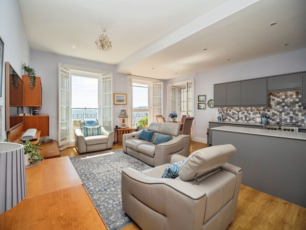 Property photo 2 of 20 Pbox-Img.Jpg