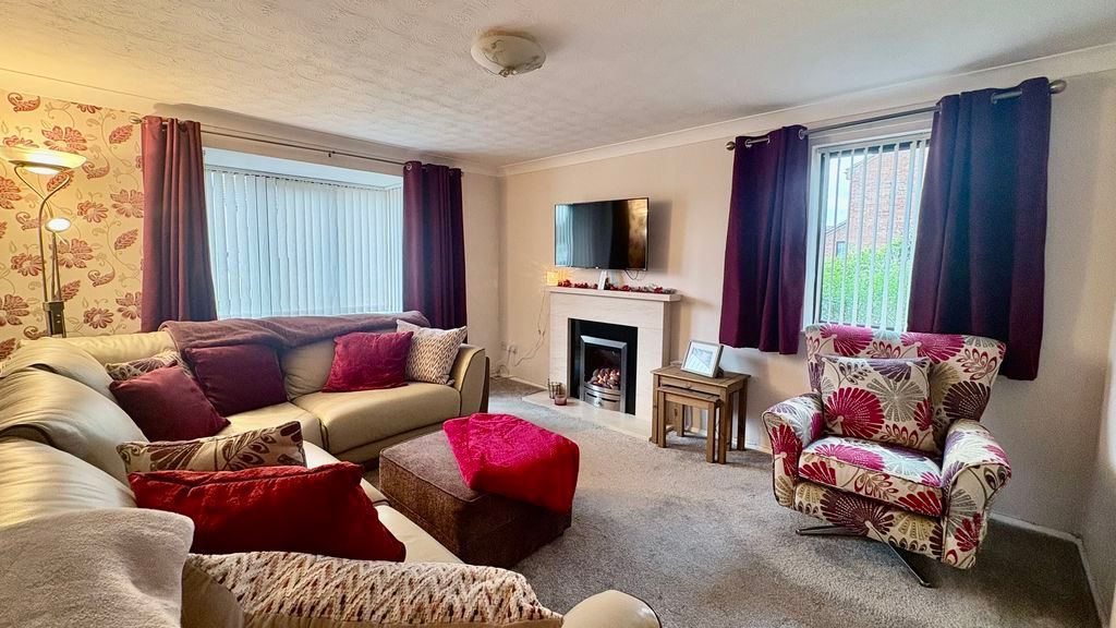 Property photo 3 of 19 Photo 3