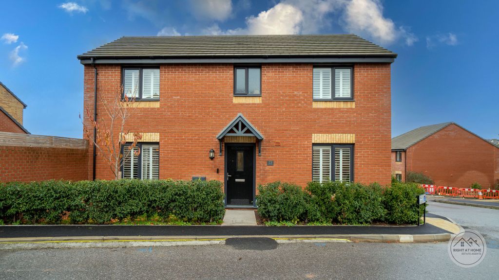 Property photo 1 of 28