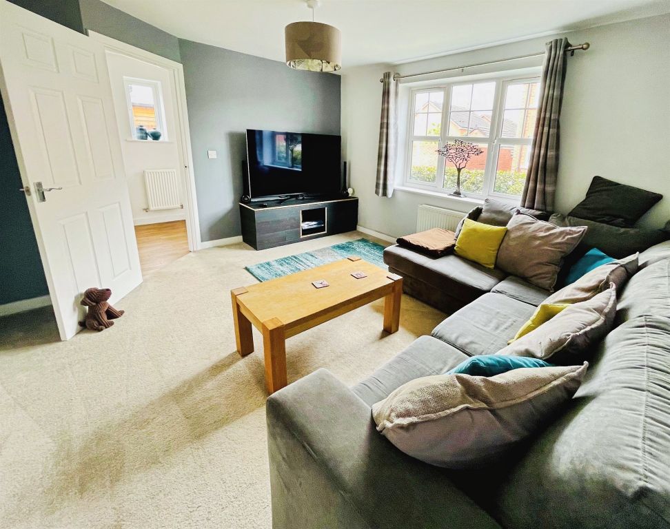 Property photo 3 of 14