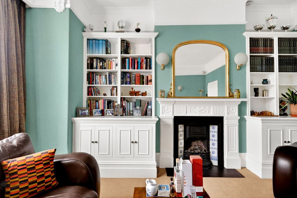 Property photo 3 of 24