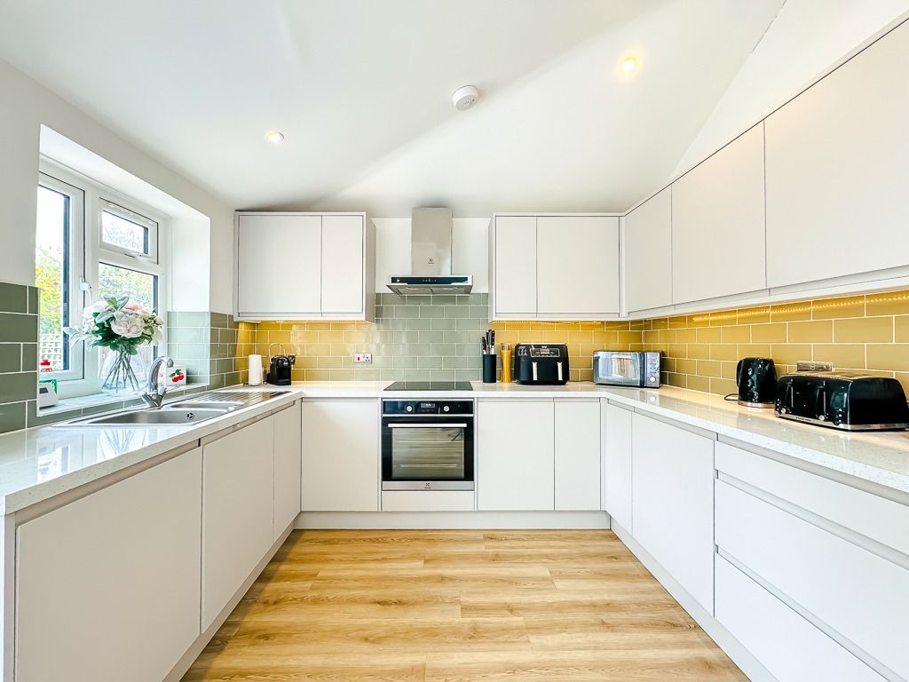 Property photo 3 of 31 5328544