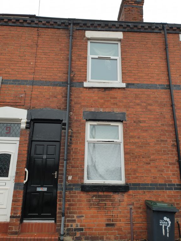 Property photo 2 of 11