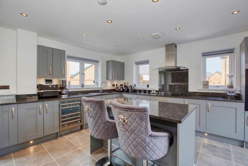 Property photo 3 of 36 Photo 20