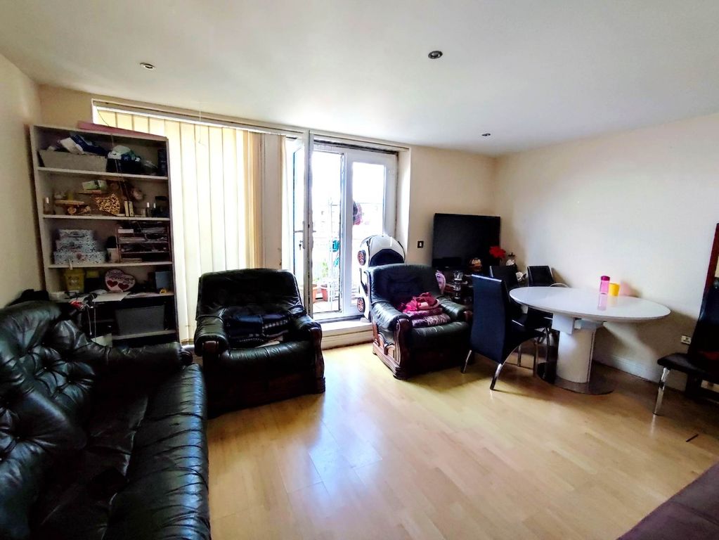 Property photo 3 of 9