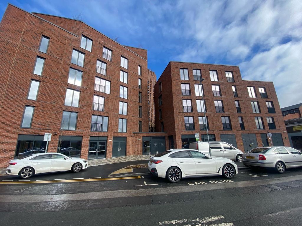 Property photo 1 of 13 Image