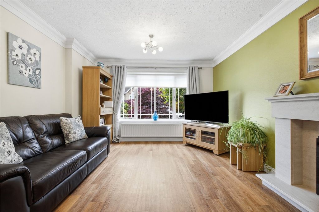 Property photo 3 of 43 Picture No. 83