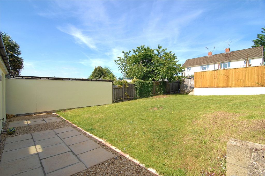 Property photo 3 of 17 Picture No. 15