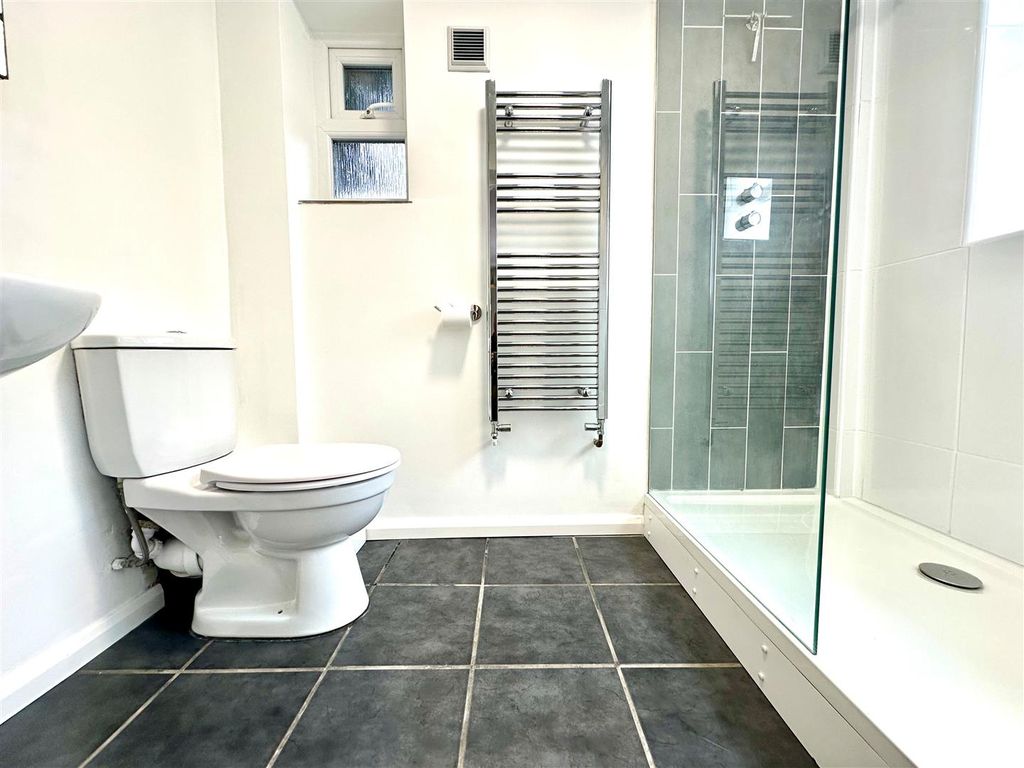 Property photo 2 of 21 50.Jpg