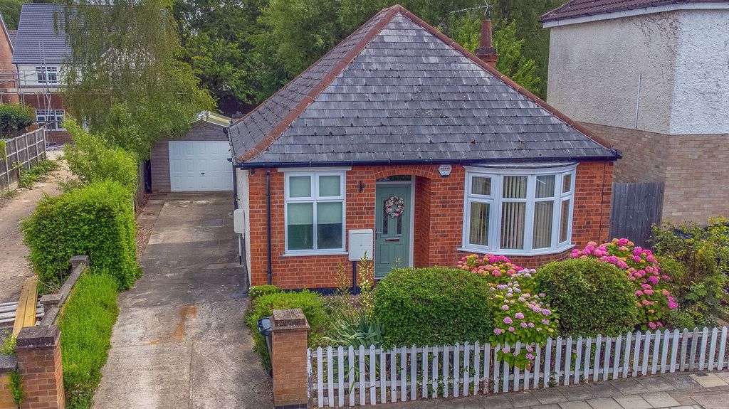 Property photo 1 of 18