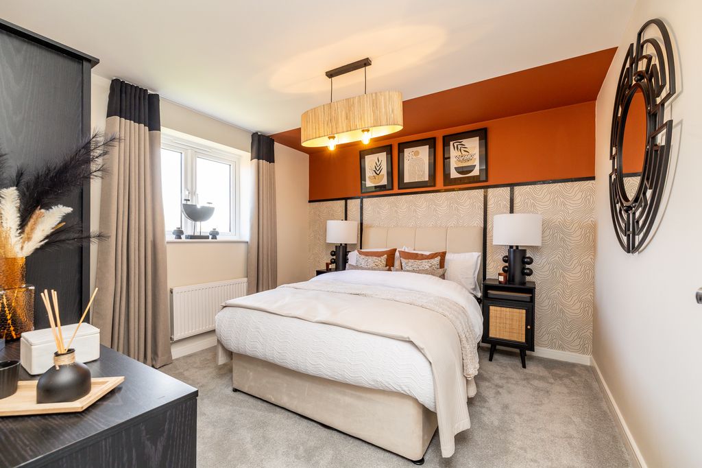 Property photo 1 of 7 Show Home