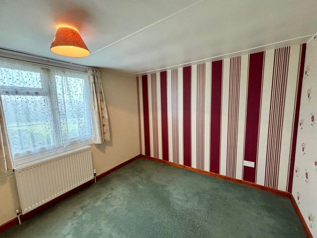Property photo 3 of 13 Picture No. 29