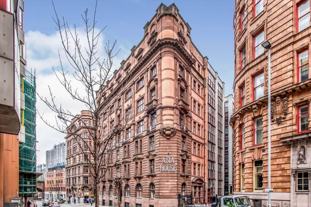 Property photo 1 of 10 Photo