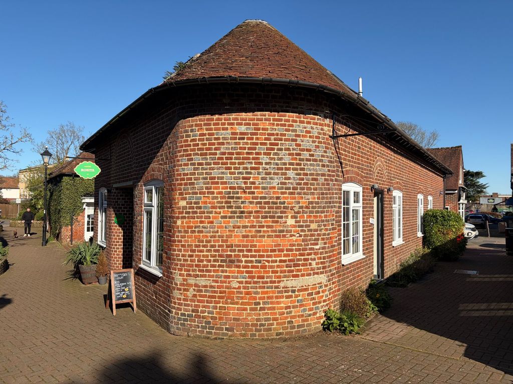 Property photo 2 of 9 Picture No. 03