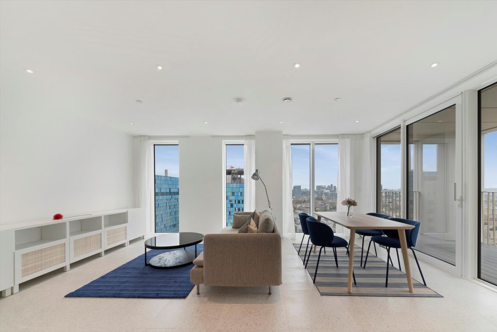 Property photo 1 of 21 Image