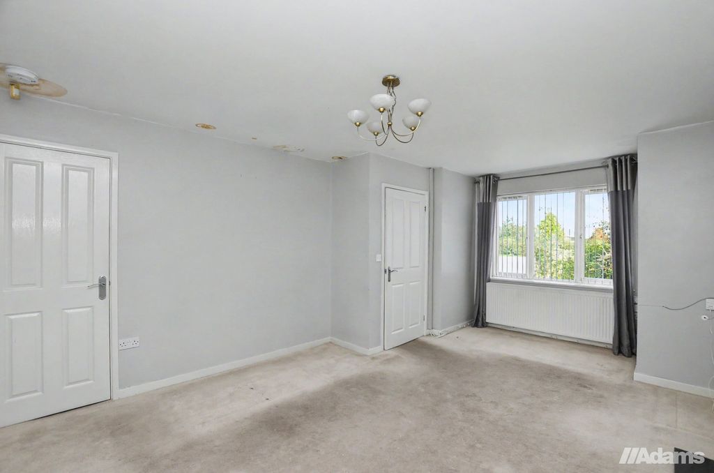 Property photo 3 of 25