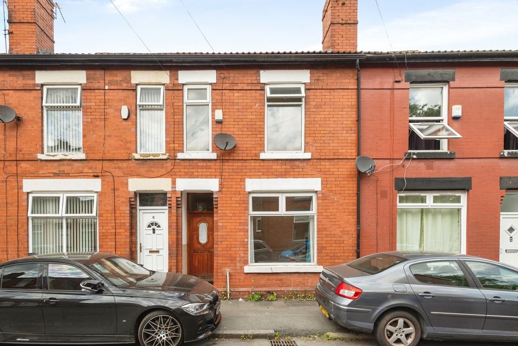 Property photo 1 of 24 Pbox-Img.Jpg