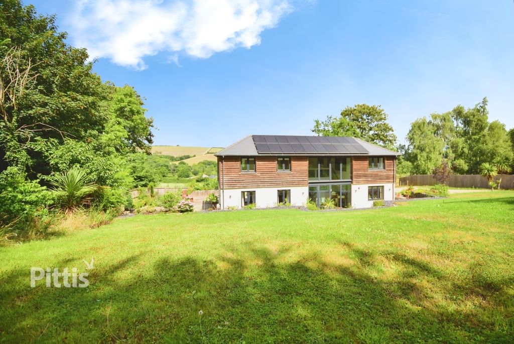 Property photo 1 of 21