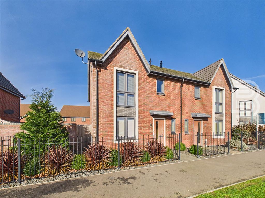 Property photo 1 of 15 Front.Jpg